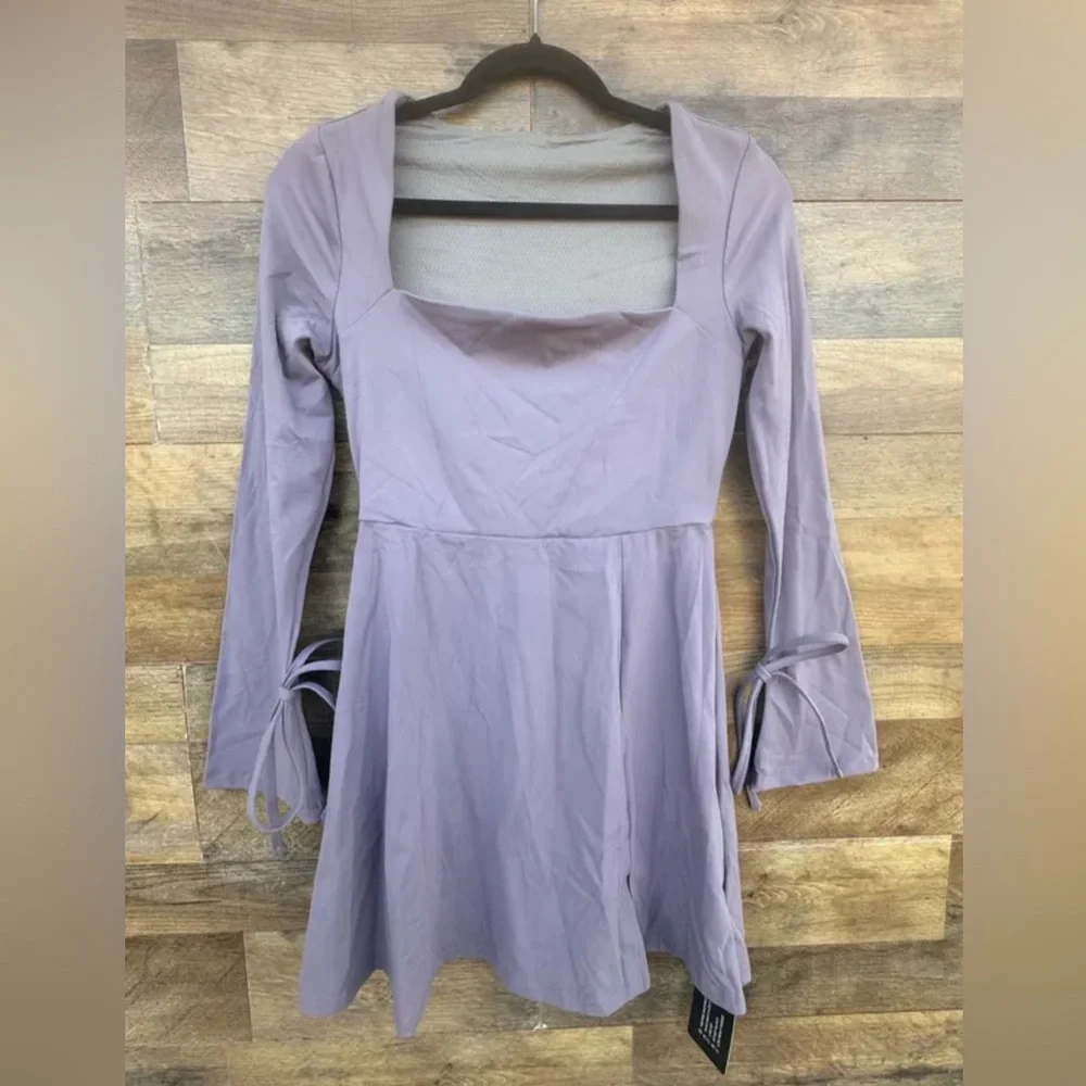 🍬 NWT Aotasely Bodycon Mini Dress~Women’s Sz Sm~Lavender~Long, Trumpet Sleeves - Picture 2 of 9